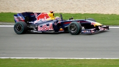 Vettel gewinnt in Valencia