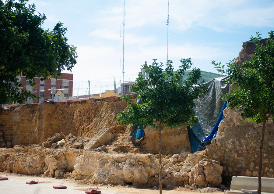 File:Damages by rains Sitges Burjassot 02.jpg