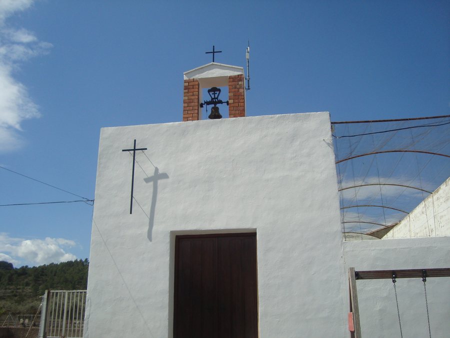File:Capella de la Mare de Déu del Pilar d'Enroig (Xert).JPG