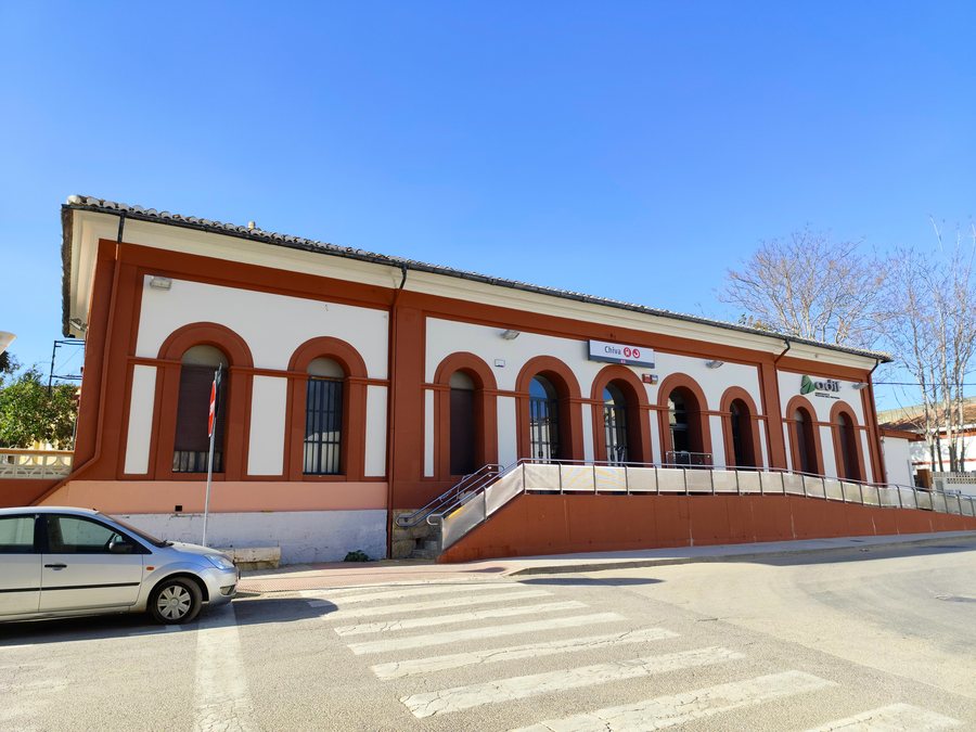 File:Estación de Chiva (2025).jpg